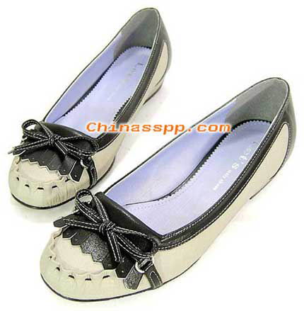 时尚:早秋单鞋 让脚更美丽动人